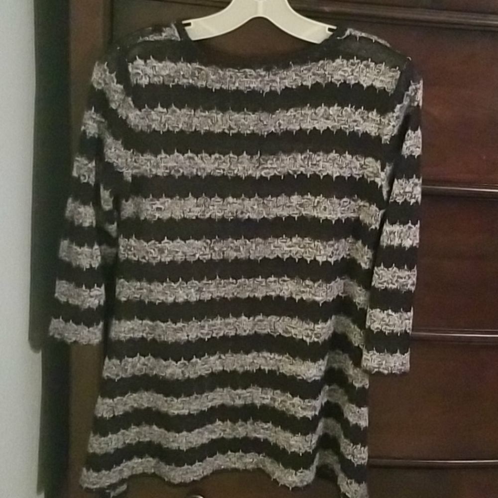 knitted top - Picture 2 of 4